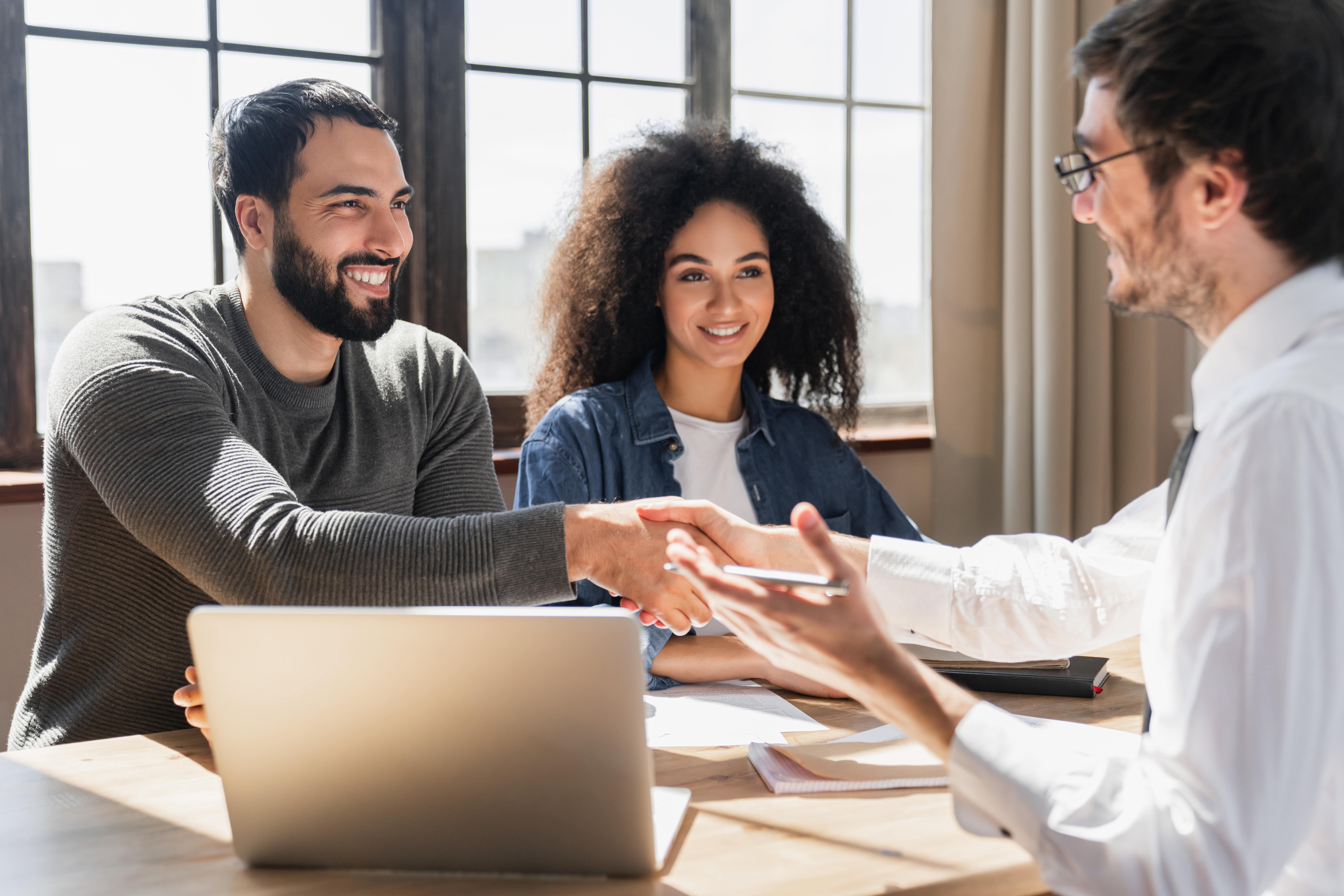 Worldline e Paycloud.it insieme per la fornitura di soluzioni di pagamento integrate e omnicanale, a vantaggio delle compagnie assicurative – il caso Unione Agenti AXA